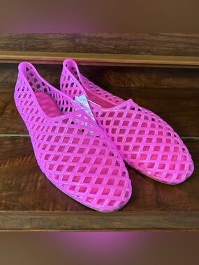 NWT Gap Pink Jelly Sandals